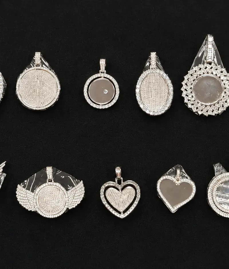 Custom Pendants sample room overview